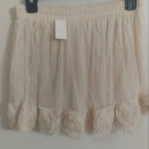Wet Seal NWT Lace Flower Skirt Size L